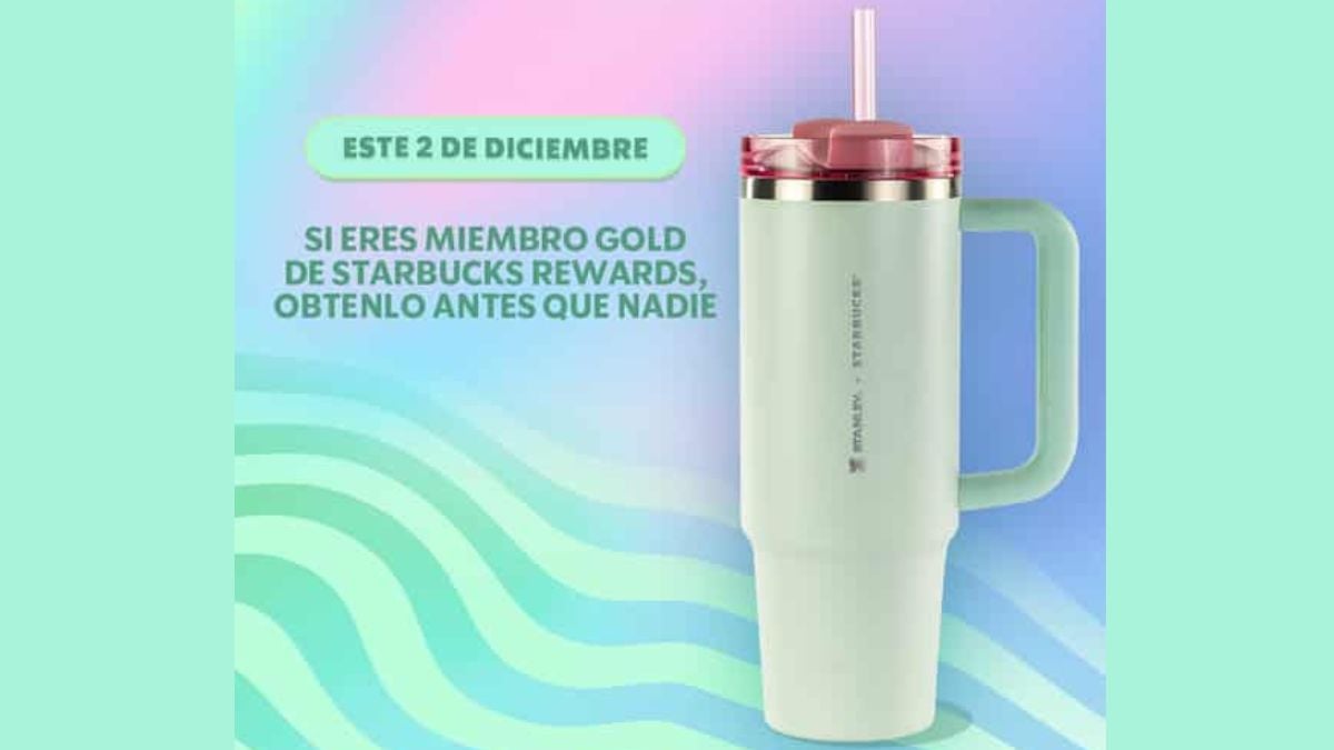 ¡El vaso Stanley Starbucks con tapa rosa ya está aquí! Disponible desde el 2 de diciembre Foto: Especial