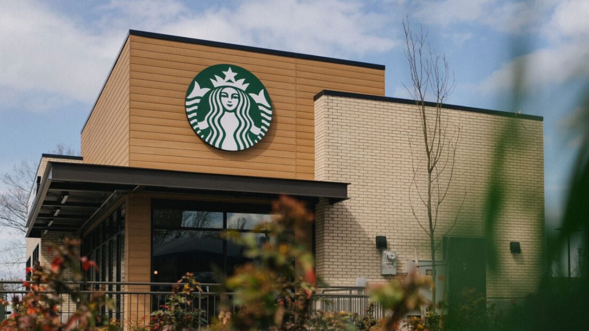 It's not your internet! Starbucks app and website go down