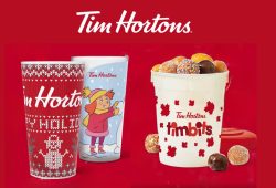 Cubeta y vasos navideños de Tim Hortons 2024: ¿Cuándo cuestan y dónde puedo comprarlos? Foto: Especial