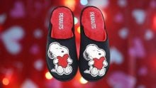 Pantuflas de Snoopy para San Valentín 2025: El detalle más adorable Foto: Especial