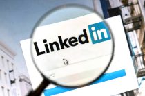 Demandan a LinkedIn por revelar información de clientes para entrenar modelos de IA