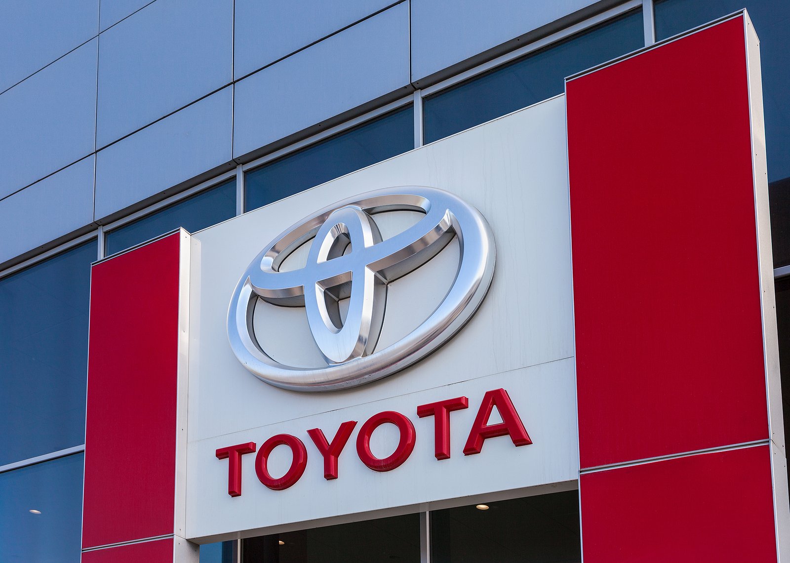 Toyota Motor hace importante llamado a mexicanos