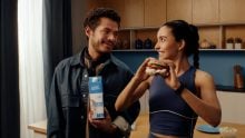 Mango Films impulsa campaña “Algo bien” para Huevos San Juan