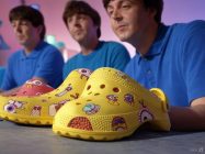 Crocs se unió con The Beatles para lanzar colección de Yellow Submarine