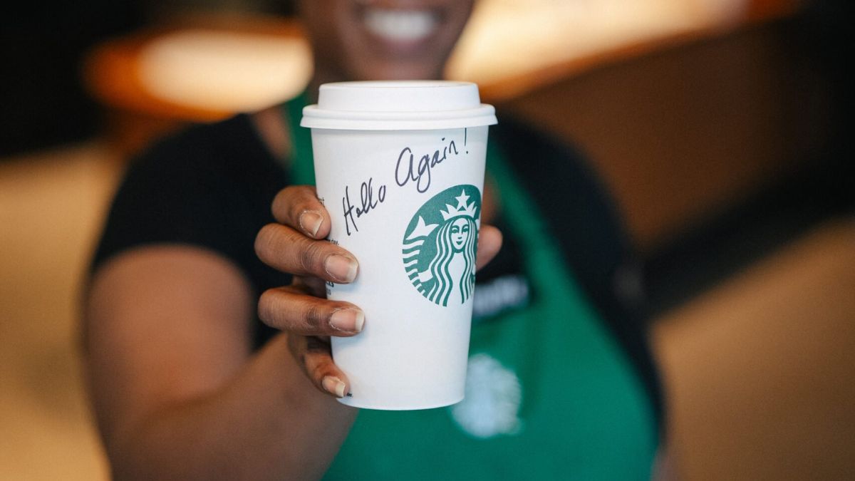 Starbucks will give free coffee for the Super Bowl! This is how you can get it