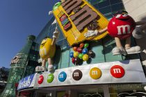 M&M's permitirá quedarse a dormir en su famoso tienda