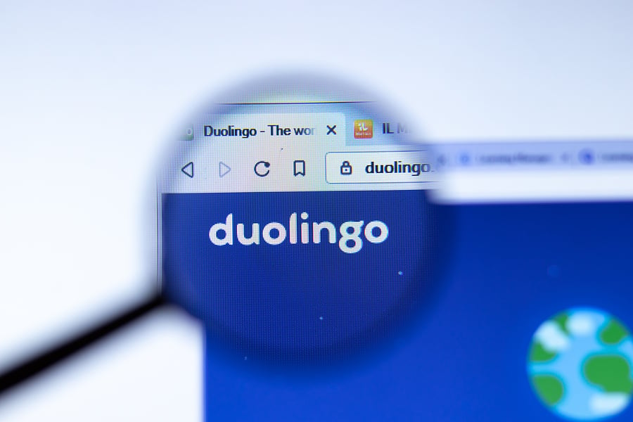 Marcas y videojuegos enloquecen por la muerte de Duolingo; así se despidieron