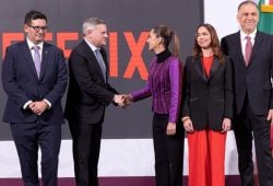 Netflix announces $1 billion investment in Mexico netflix mexico claudia sheinbaum ted sarandos 2025