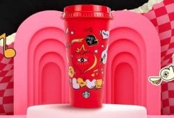 vaso rojo starbucks san valentín 14 febrero 2025