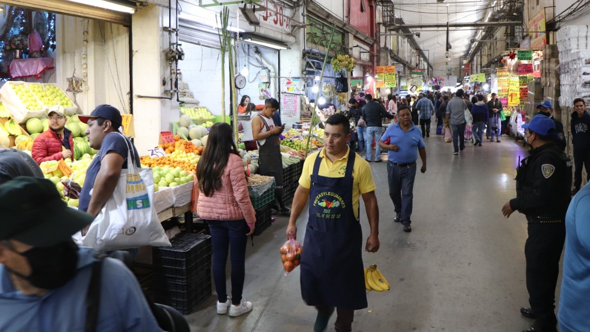 ¿Cómo impactarán los aranceles a la economía de las familias mexicanas?