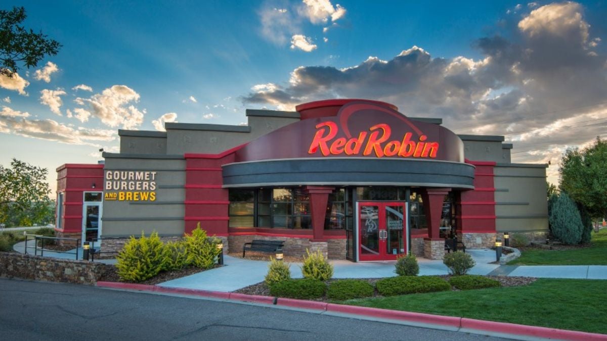 Red Robin could close around 70 branches! This is the reason