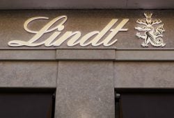 Chocolates Lindt traslada parte de su producción de EEUU a Europa para evitar aranceles de Donald Trump