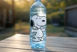 Agua de Snoopy desplaza a otras marcas