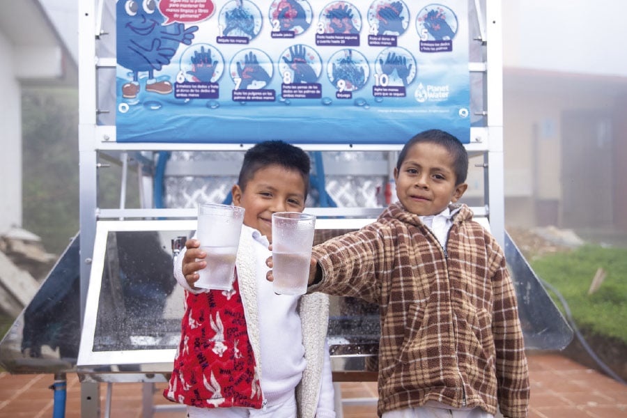Asociaciones: Agua potable para comunidades