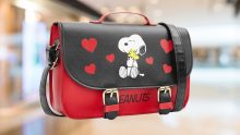 Bolsa Crossbody de Snoopy a un precios especial por el Día de las Madres 2025 en Amazon Foto: Especial