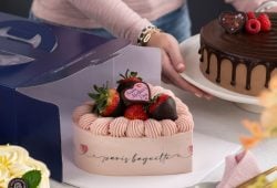 Paris Baguette launches seasonal cakes for Mother's Day! Here's what they look like