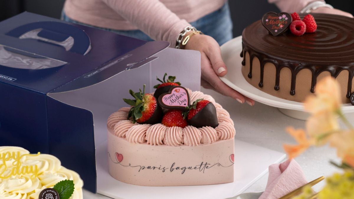 Paris Baguette launches seasonal cakes for Mother's Day! Here's what they look like