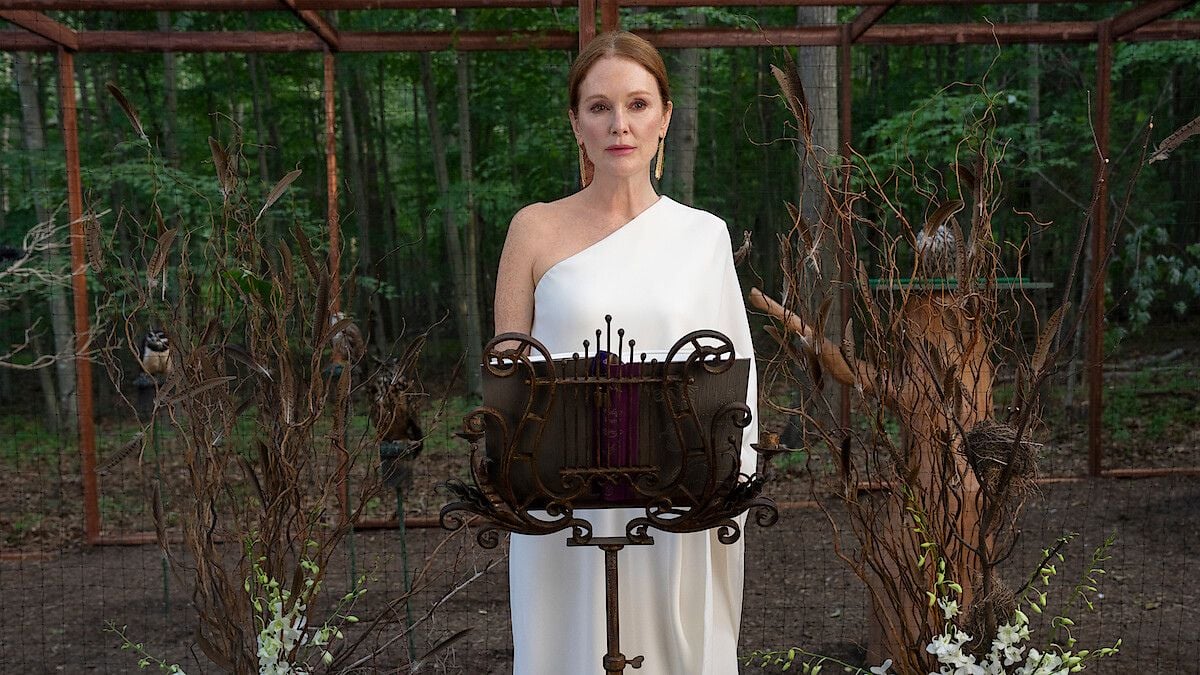 What is Sirens, the new Netflix series, about?