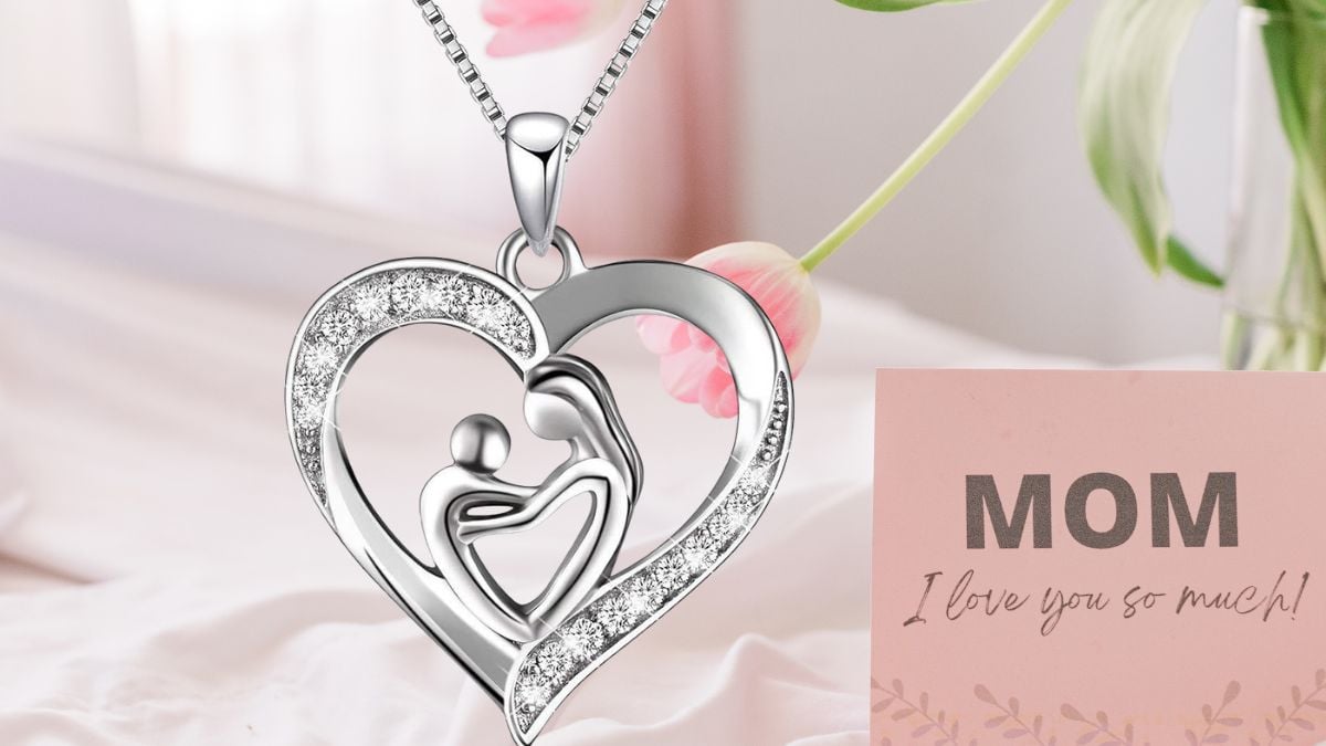 Regalo Día de la Madres 2025: Amazon tiene el collar de corazón dedicado a mamá en menos de 500 pesos Foto: Especial