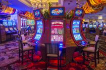 Con ayuda de ChatGPT, mujer apuesta en Las Vegas y gana