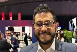 Vinicio Velasco de TeleVía revela las claves para conectar con el consumidor actual en el CNM 2025 Foto: Especial