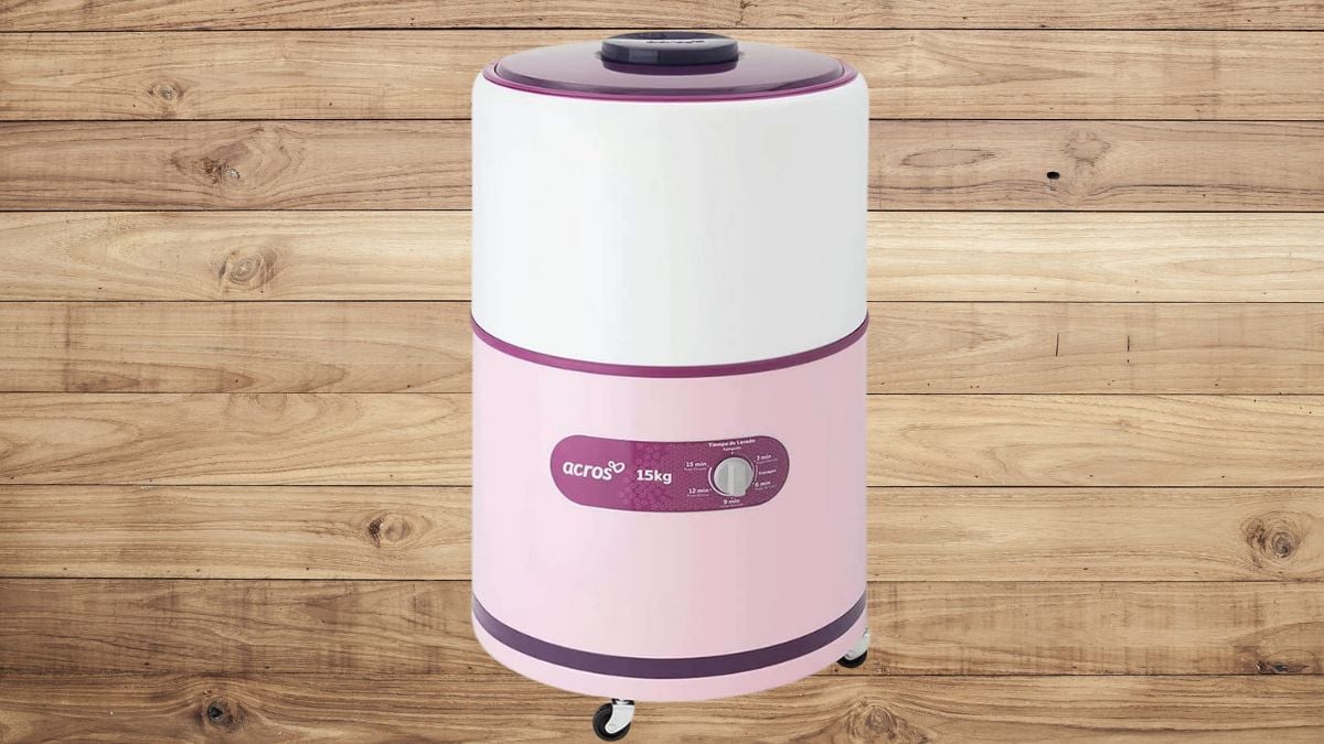 Lavadora Acros redonda blanca con rosa tiene el 22% de descuento en Amazon Foto: Especial