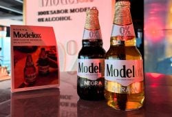Modelo presenta su cerveza sin alcohol con un toque especial: Así es esta nueva propuesta Foto: Antonio Miranda