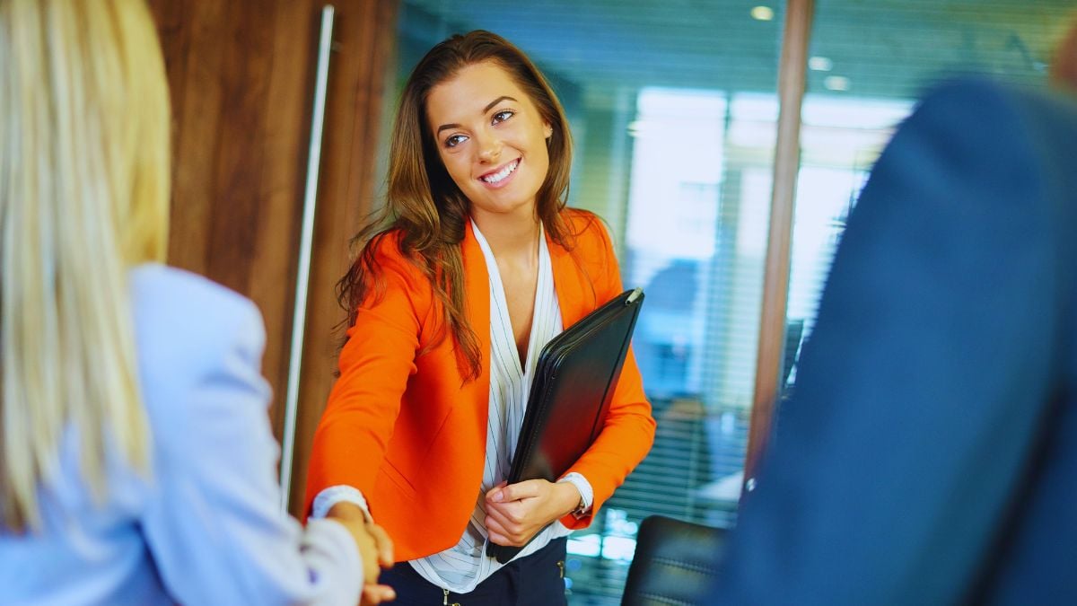 Primer sueldo: consejos para manejar tus finanzas personales si tienes 20 aƱos Foto: Especial