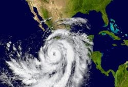 ¿Adiós al calor? Cuándo empiezan las lluvias y la temporada de huracanes 2025