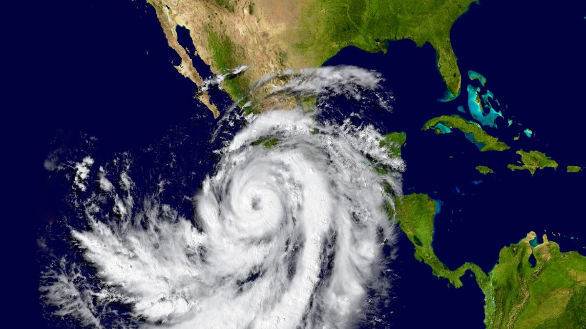 ¿Adiós al calor? Cuándo empiezan las lluvias y la temporada de huracanes 2025