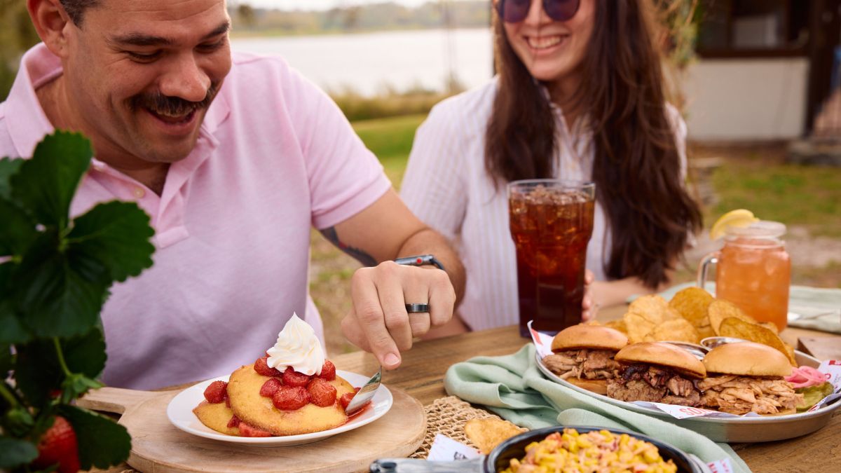 Sonny's BBQ launches a new summer menu packed with barbecue flavor! This includes