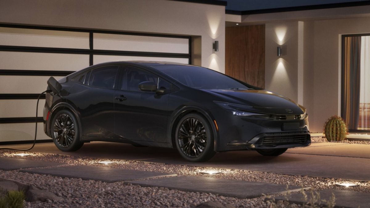 TOYOTA PRIUS 2026 1