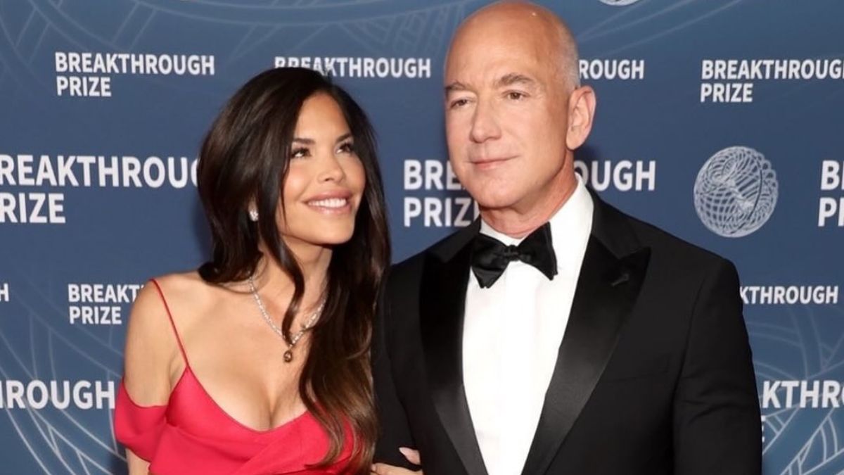 Who is Lauren Sánchez, Jeff Bezos' wife?