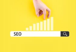 SEO. De la intención de compra al descubrimiento: cómo han cambiado los hábitos de búsqueda SEO: From Purchase Intent to Discovery: How Search Habits Have Changed
