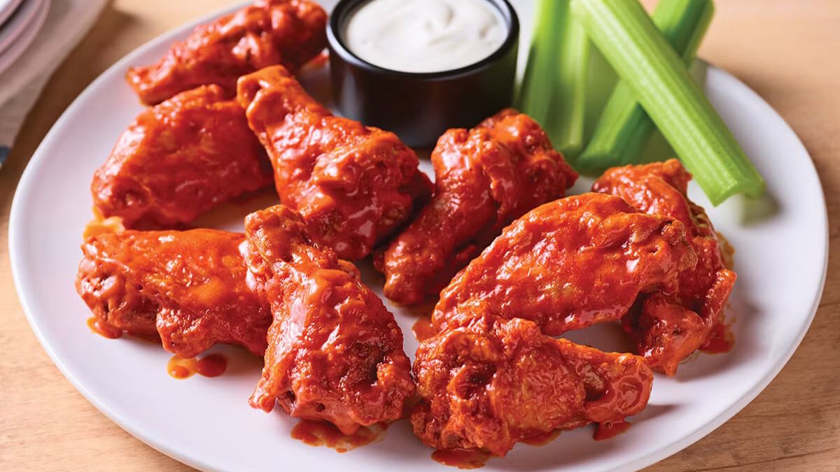 Applebee's launches BOGO offer on wings! How and when can you get yours?