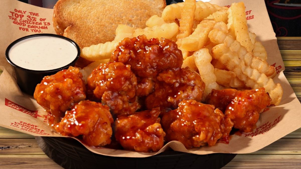 Huey Magoo's will give away free chicken! How and when?