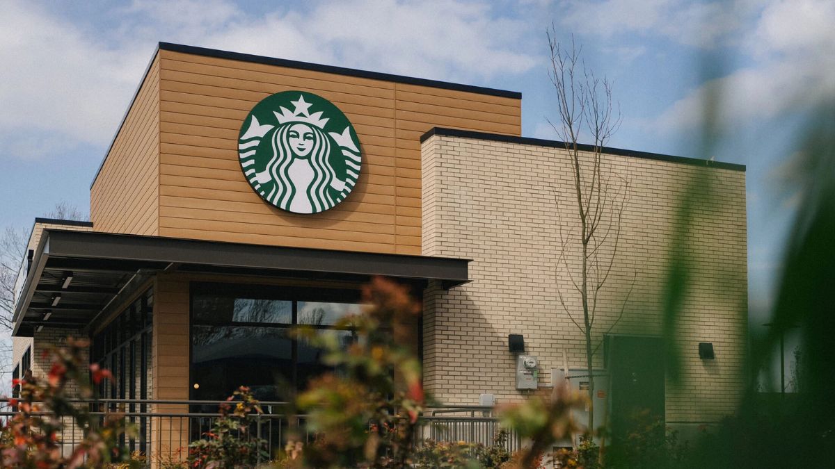 STARBUCKS CEO