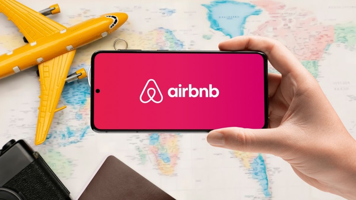 AIRBNB CANVA