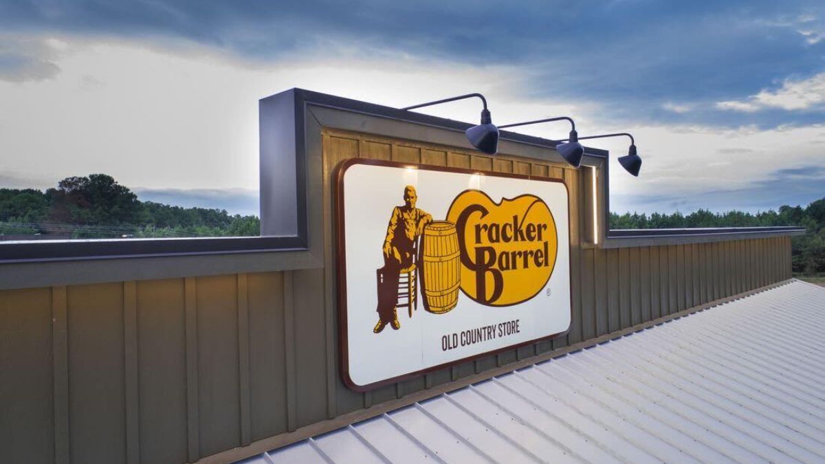 CRACKER BARREL COURTESY _2025 (1)