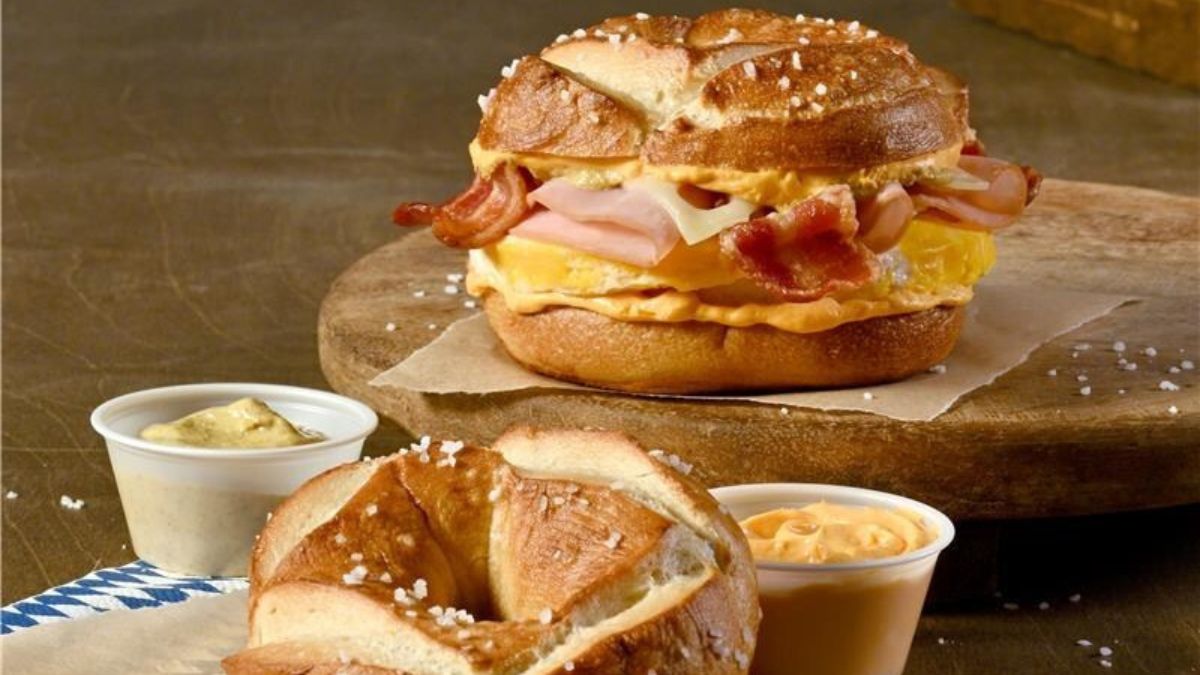 Einstein Bros. Bagels kicks off Oktoberfest with a new menu! This includes