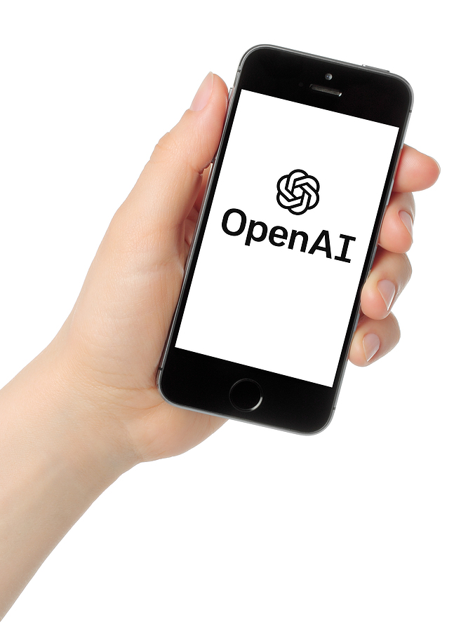 La propuesta de GPT-5 en la estrategia de OpenAI para liderar frente a competidores como Gemini y Claude