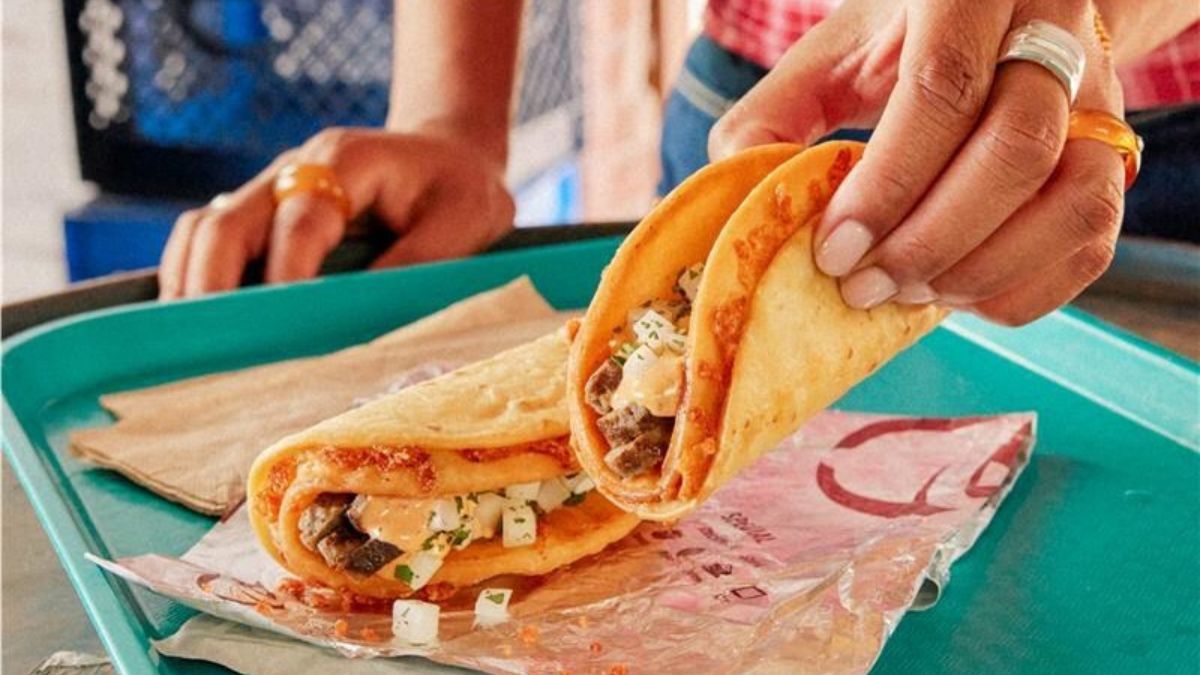 Taco Bell is bringing back Cheesy Street Chalupas! Check out when!