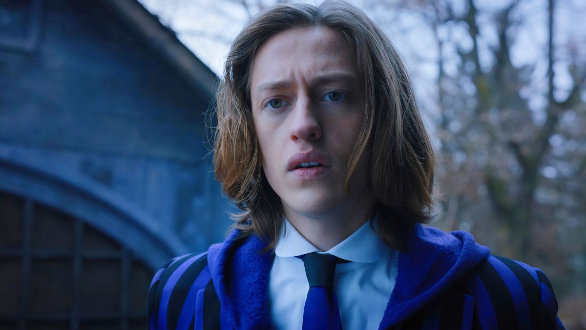 Why is Percy Hynes White no longer in Wednesday 2?