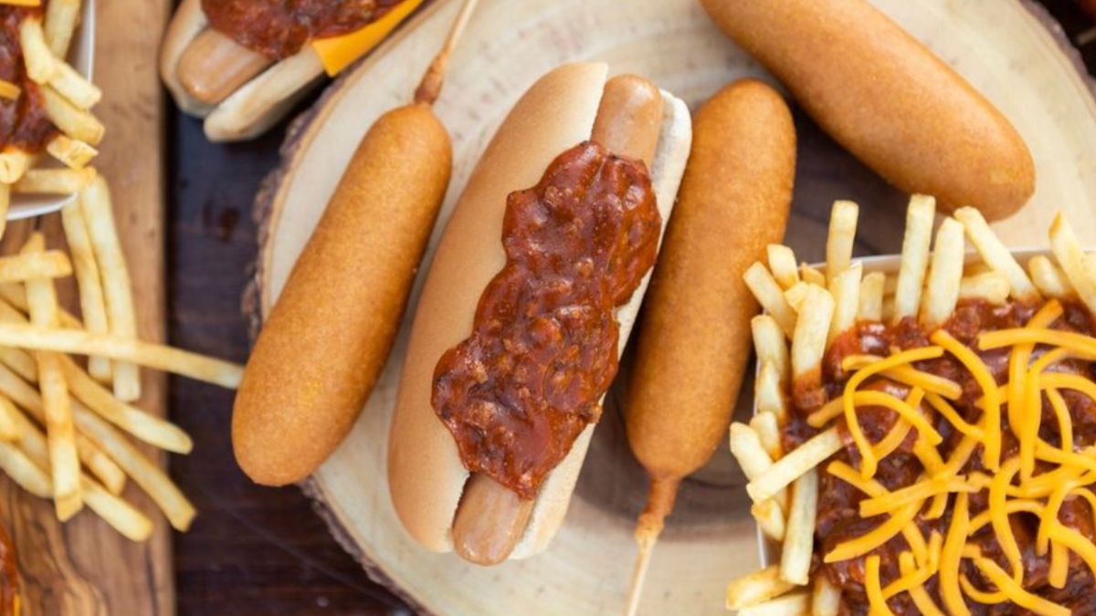 Wienerschnitzel is launching Labor Day deals! Check them out
