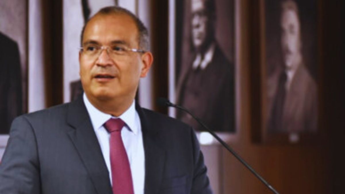 Detienen a Carlos Alberto Treviño Medina, exdirector de Pemex en Estados Unidos Cortesía: LinkedIn