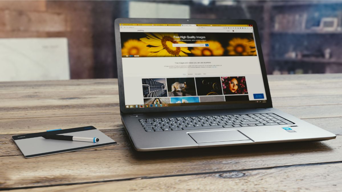 laptop canva