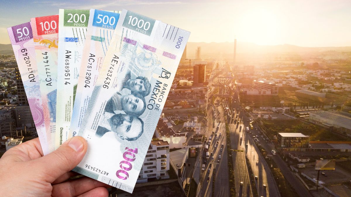 pobreza mexico pesos dinero canva 2025 (26)