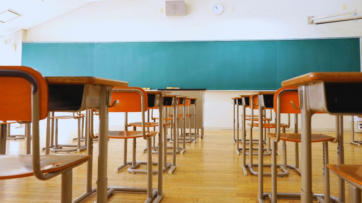 Calendario SEP 25-26: ¿Quiénes regresan a clases este 11 de agosto? Cortesía: Canva