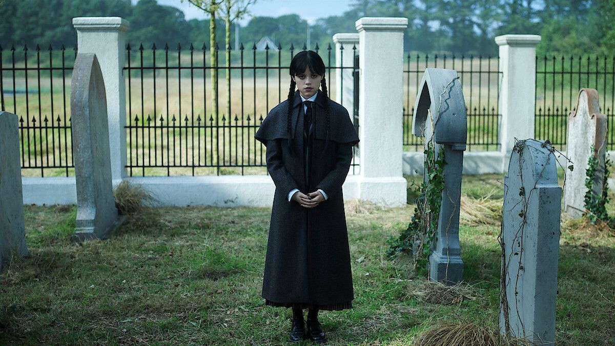 ¿La temporada 2 de Merlina solo tiene 4 episodios?