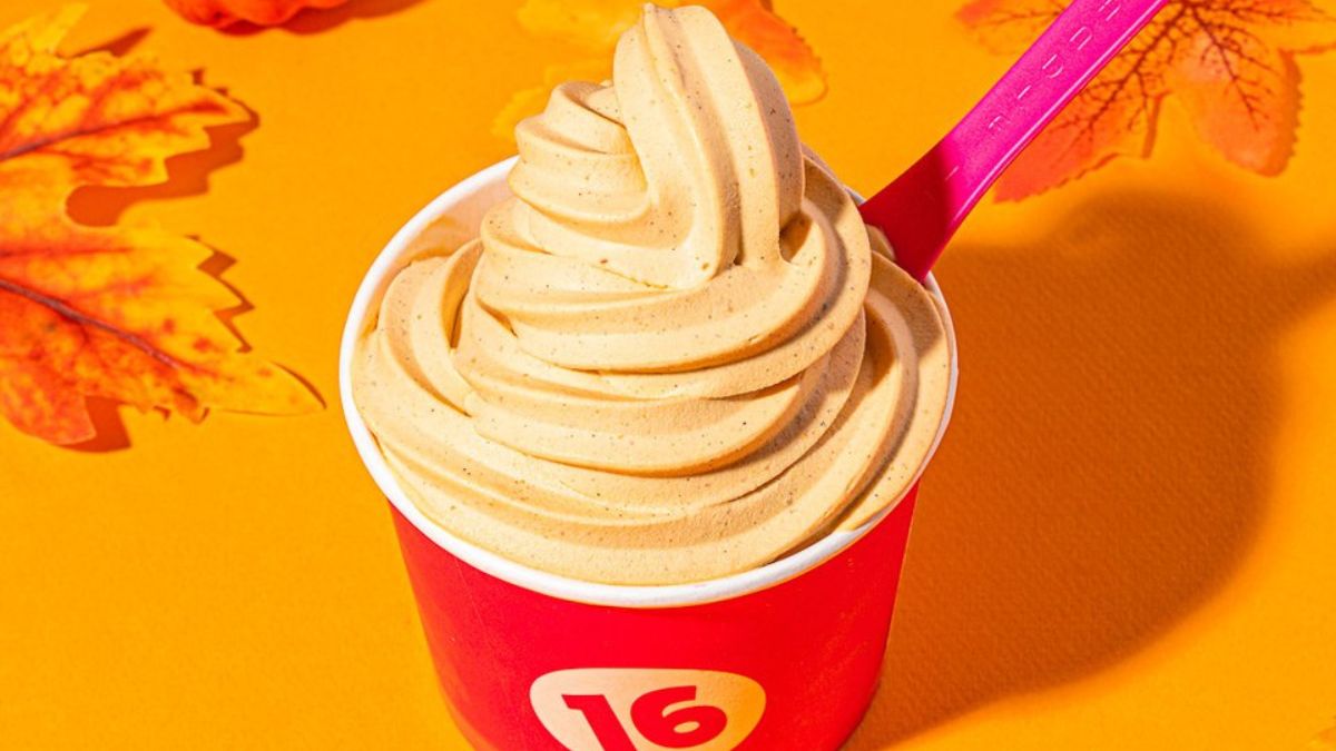 16 Handles is bringing back one of its most popular fall flavors! Check it out!
